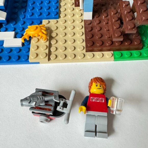 Lego 7346 Creator Seaside House Building Complete 3-in-1 Beach Sand Castle Crab - Picture 2 of 8